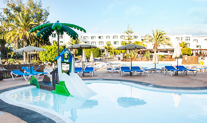 Hotel BlueBay Lanzarote Pool